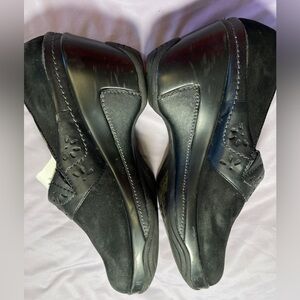 White Mountain Women Mules